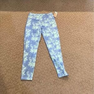 Vineyard Vines Tie Dye Leggings  Size: Small 
NWT